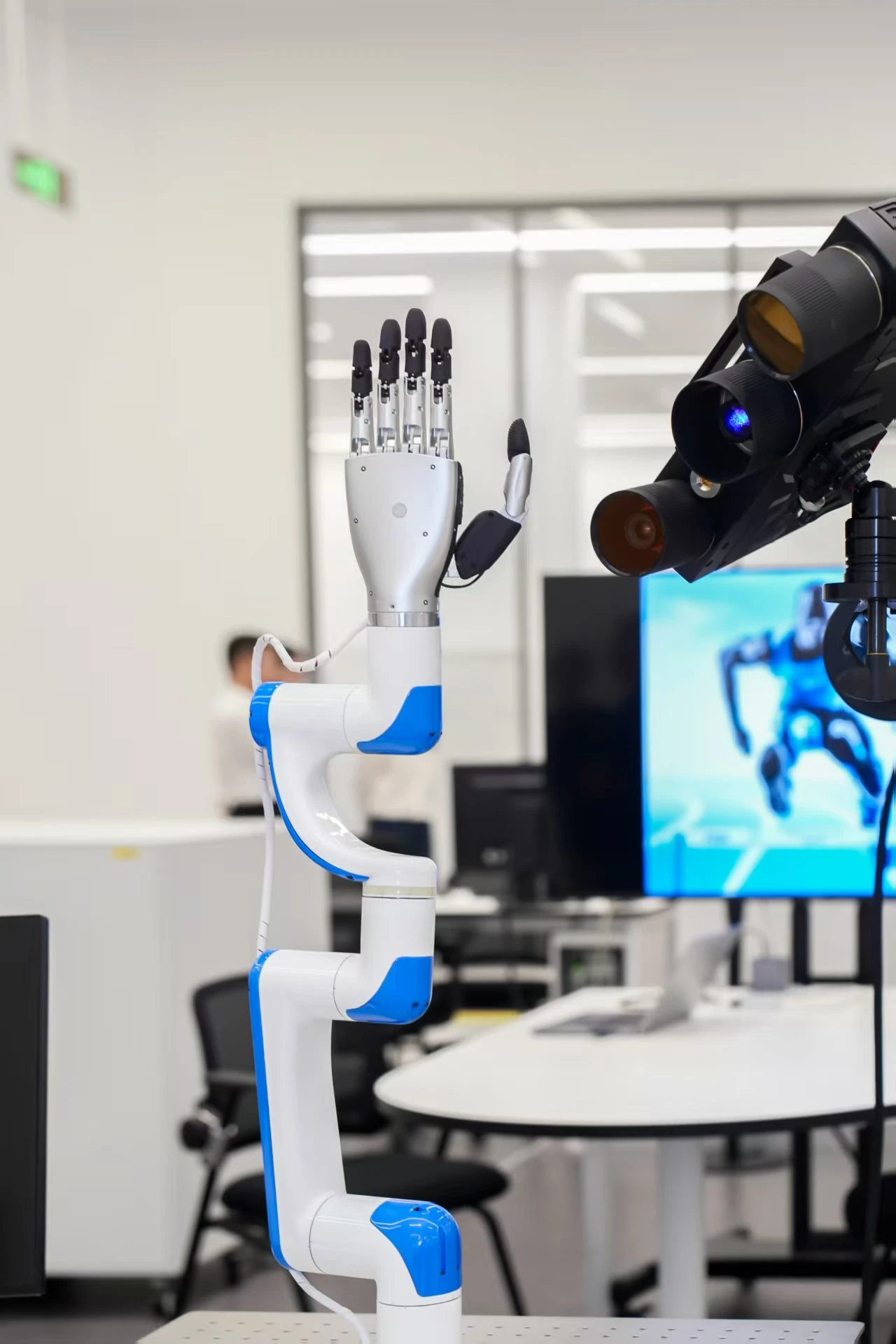 Robotic Arm Dexterous Hand Ti5 Robotic Gripper 6-Axis Lightweight High Precision Integrated Servo Control Force Sensing Motor